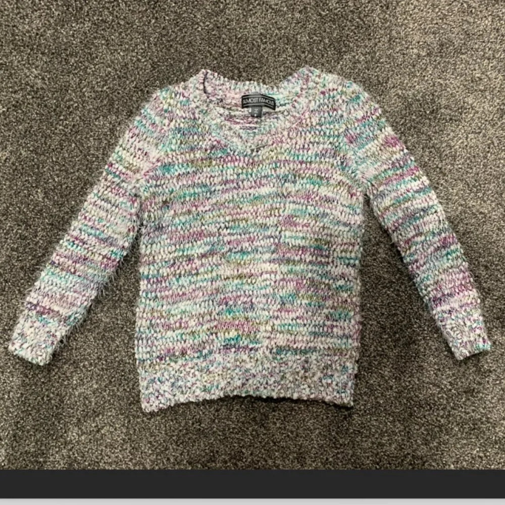 Almost Famous - multi-colored sweater